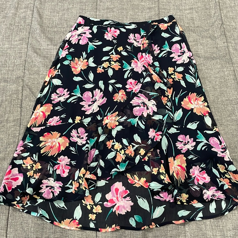 Roz and Ali skirt